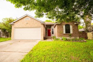 201 Little Lake Rd, Hutto, TX 78634