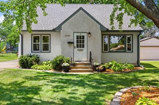 1033 Dayton Ave, Saint Paul Park, MN 55071
