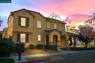 230 W  Santa Clara Dr, Mountain House, CA 95391