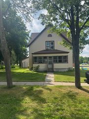 202 S  Walker St, Wautoma, WI 54982