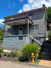 728 11th St, Pitcairn, PA 15140