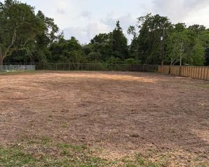 537 Baywood Dr, Seabrook, TX 77586
