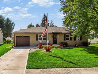2020 Jason Dr, Lebanon, IN 46052