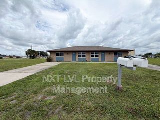 1005 NE 8th Ter, Cape Coral, FL 33909