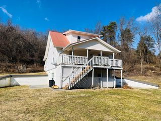 276 Jennelle Rd #2, Christiansburg, VA 24073