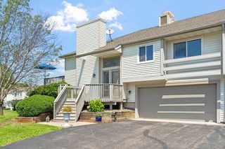 1520 Clemson Dr #A, Saint Paul, MN 55122