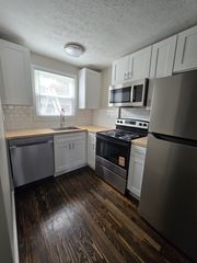 604 Walton St, Ravenna, OH 44266