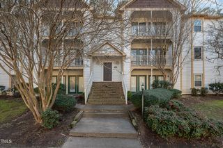 1511 Creekwood Ct #201, Raleigh, NC 27603