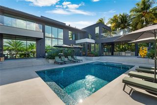 131 Cape Florida Dr, Key Biscayne, FL 33149