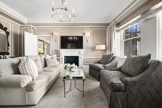 781 5th Ave #2309/2311, New York, NY 10022