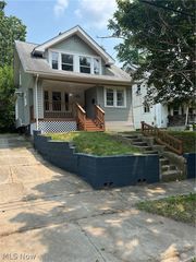 1101 Laurel Ave, Akron, OH 44307