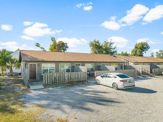 215 Maine Ave, Panama City, FL 32401