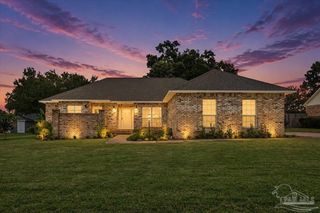 3288 Copper Ridge Cir, Cantonment, FL 32533