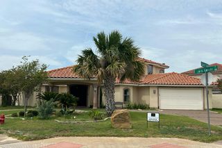 301 Lake Clark Ct, Laredo, TX 78041