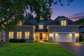 1173 Johnson Dr, Naperville, IL 60540