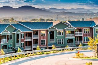 32 Ardmion Park #1213, Asheville, NC 28801