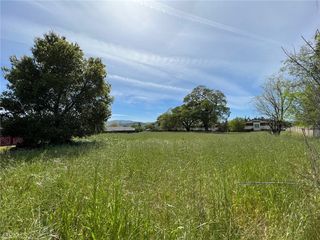 8959 Curbaril Ave, Atascadero, CA 93422