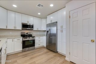 12222 N PARADISE VILLAGE Parkway S #440, Phoenix, AZ 85032