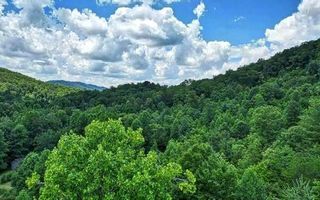 21 Fly Cast Overlook, Hayesville, NC 28904