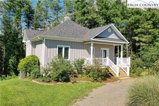 310 Highland Hills Drive, Ennice, NC 28623