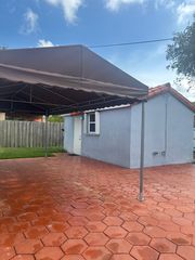 300 SW 55th Ave #1, Miami, FL 33134