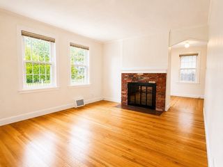 106 Russell Rd, Newton, MA 02465
