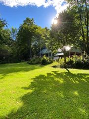 512 Hinesburg Road, Brattleboro, VT 05301