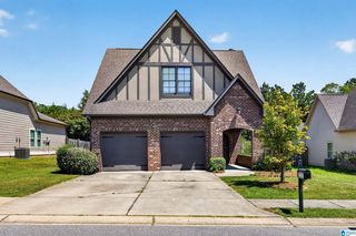 1093 Garnet Dr, Calera, AL 35040