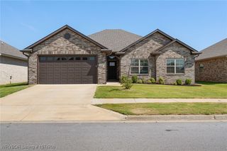 9109 Mayswood Pl, Fort Smith, AR 72916