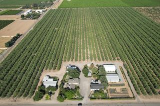 1596 S  Temperance Ave, Fresno, CA 93727