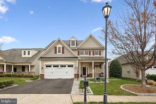 20594 Crescent Pointe Pl, Ashburn, VA 20147