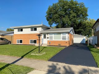 141 N  Pamela Dr, Chicago Heights, IL 60411