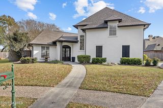 120 Innisbrook Dr, Broussard, LA 70518