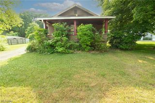 316 Forest Hill Dr, Youngstown, OH 44515