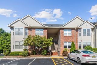 13 KATIE CT, East Hanover, NJ 07936