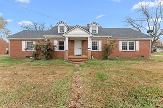 68 Lake Rd, Lottsburg, VA 22511