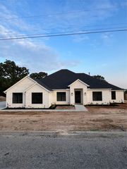 160 Hassler Dr, Stephenville, TX 76401