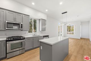 12920 Runway Rd #120, Playa Vista, CA 90094