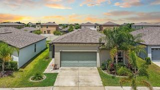 6823 King Creek Dr, Sun City Center, FL 33573
