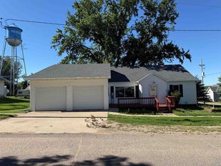 400 4th St, Pierson, IA 51048