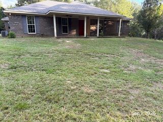 2005 Clifton St, Camden, AL 36726