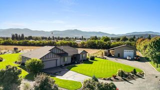 6010 N  Chase Rd, Newman Lake, WA 99025