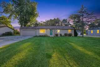 104 Cavalcade Ln SW, Pataskala, OH 43062