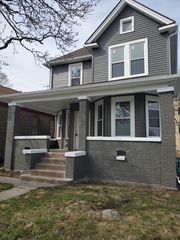 1504 Hanover St, Chicago Heights, IL 60411