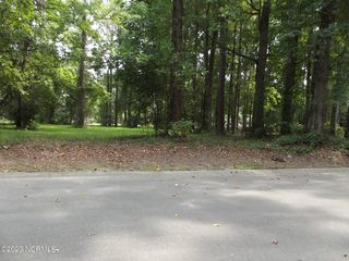 114 Legacy Oaks Drive, Wallace, NC 28466