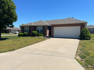 1110 S  Casa Grande Ave #1110C, Springfield, MO 65802