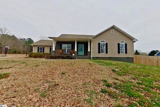 1013 Pearson Rd, Woodruff, SC 29388