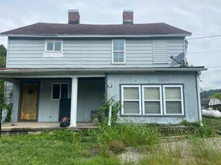 122 1st St, Perryopolis, PA 15473
