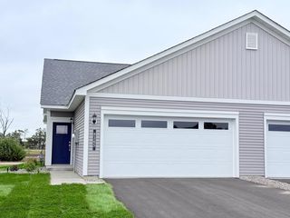 8365 Cherry St, Clear Lake, MN 55319