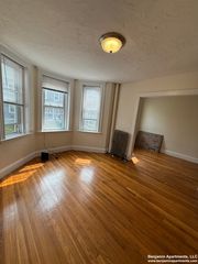 9-11 Barrows St #1, Allston, MA 02134